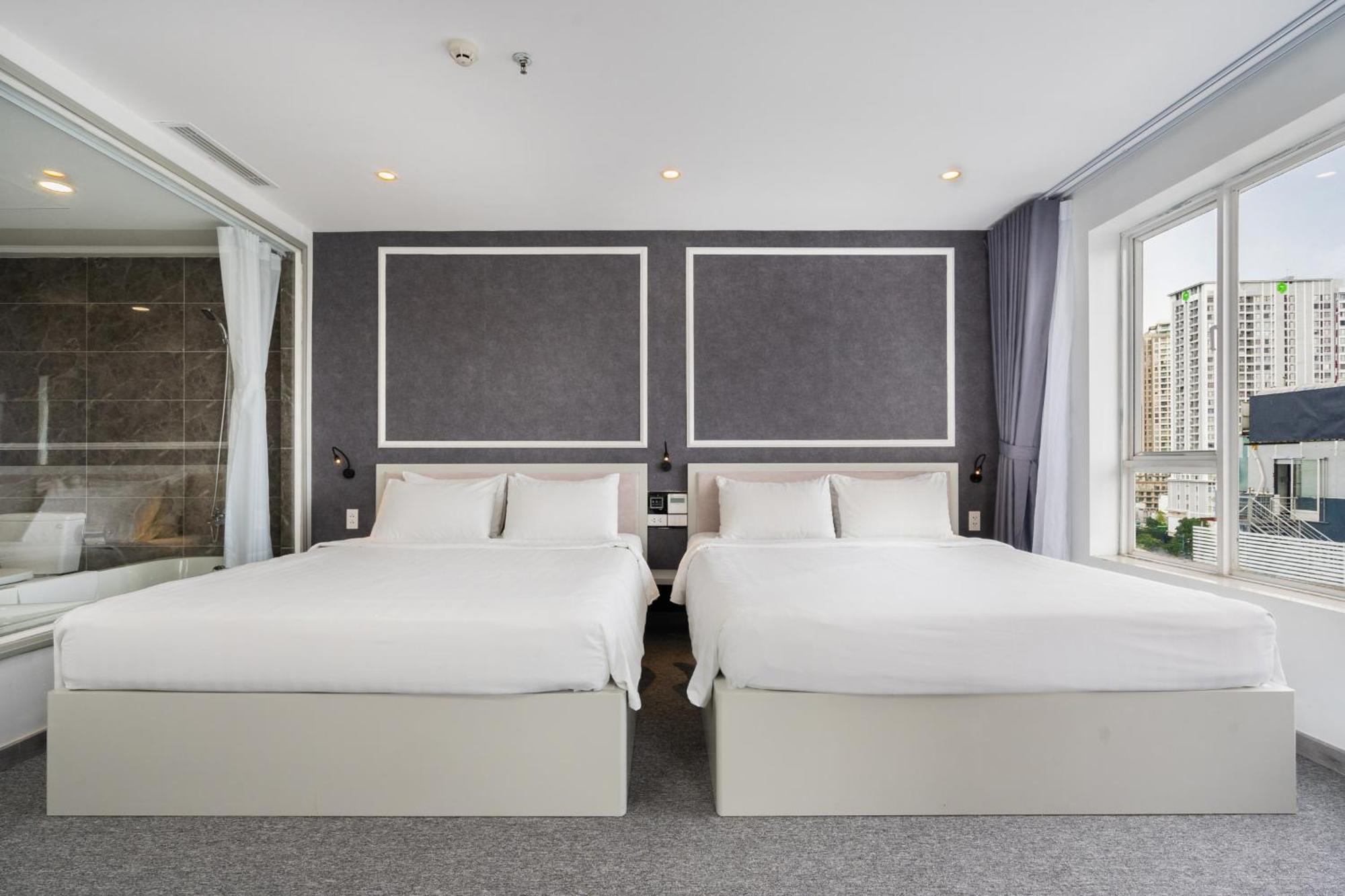 Huazhu Hotel Thành Pho Ho Chí Minh Esterno foto